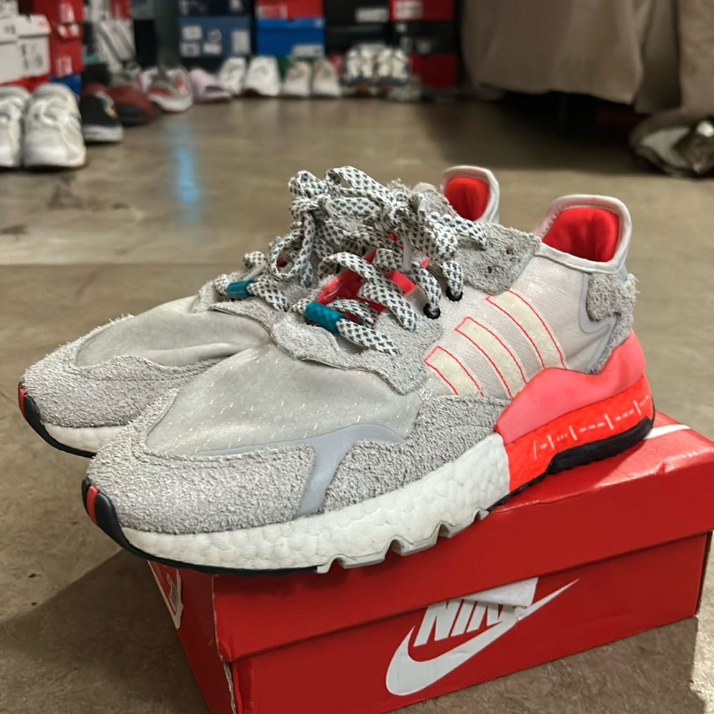 Adidas Morse code nite jogger size 8